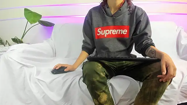 AliceMadnes online show from 03/24/26, 12:38