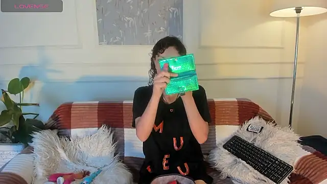 AliceMadnes online show from 01/17/26, 02:53