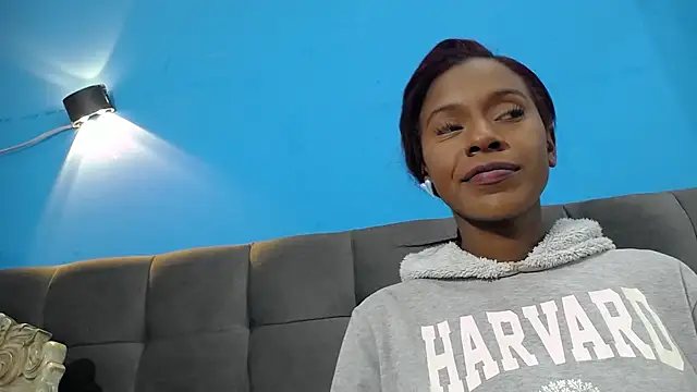 Aliis Love online show from 11/23/25, 02:43