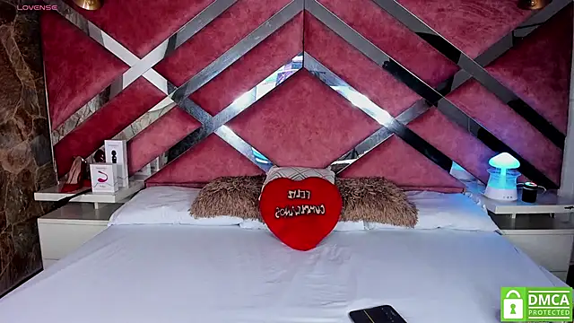 Snapshot of Lily_Queen30 chatting on 02/24/26, 07:59 Lily Queen30 online show from 02/24/26, 07:59