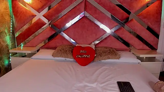 Lily Queen30 online show from 12/14/25, 08:03