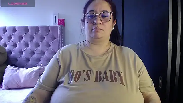 Snapshot of kattybbwbigboobs_ chatting on 06/05/26, 06:02 kattybbwbigboobs online show from 06/05/26, 06:02