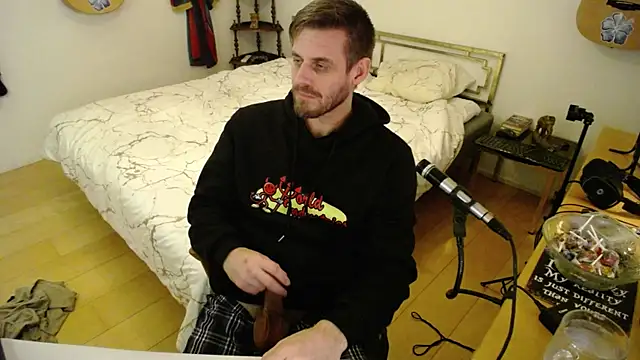 skatejocke online show from 12/05/25, 01:16