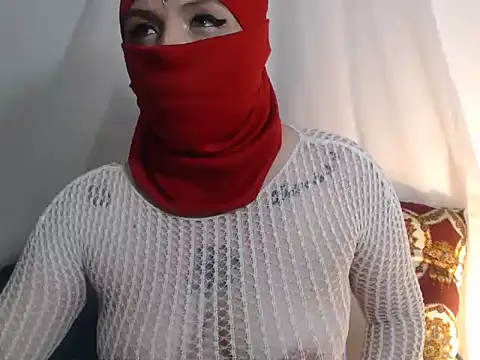 Lailahadi online show from 11/18/25, 09:51