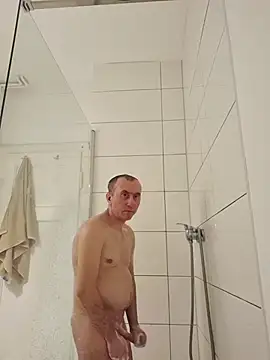 TirelessLot3 online show from 04/10/26, 08:49