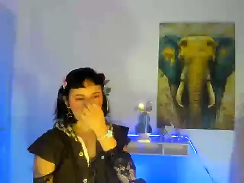 Snapshot of Hollysquirtx chatting on 11/07/25, 01:15 Hollysquirtx online show from 11/07/25, 01:15