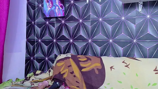 emilygrooe online show from 12/03/25, 09:25