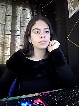 Snapshot of emilygrooe chatting on 02/23/26, 10:10 emilygrooe online show from 02/23/26, 10:10