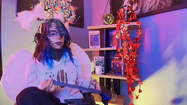 luxiel  online show from 02/14/26, 10:32