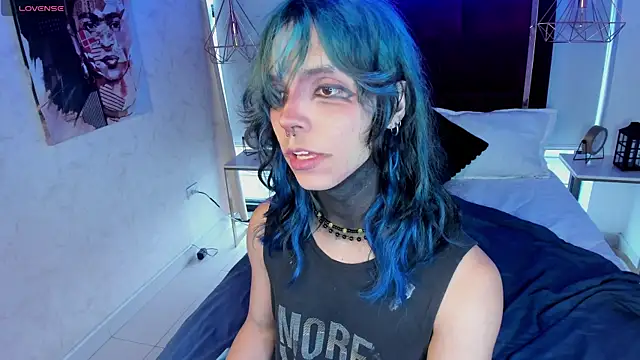 luxiel  online show from 06/09/26, 09:16