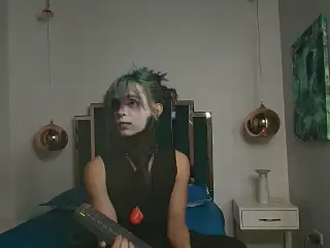 luxiel  online show from 04/07/26, 08:54