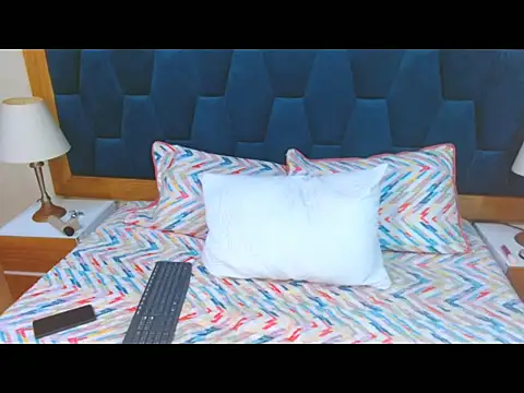 morrigan luxus2 online show from 11/27/25, 11:27