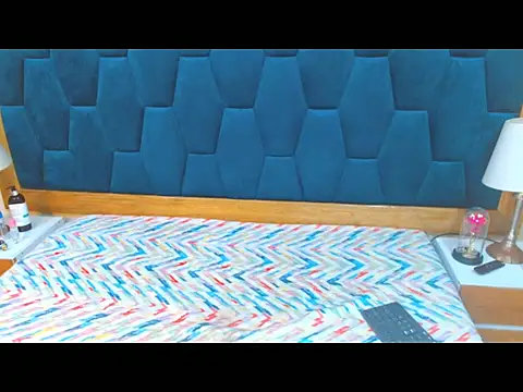 morrigan luxus2 online show from 11/29/25, 12:00