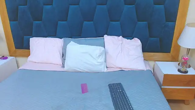 morrigan luxus2 online show from 01/31/26, 07:12