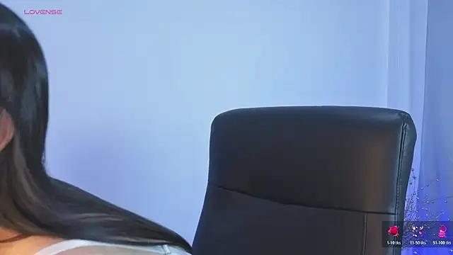 Snapshot of MissEmma__ chatting on 11/18/25, 11:15 MissEmma online show from 11/18/25, 11:15