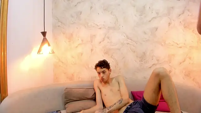 isaa and juanjo online show from 12/20/25, 03:31