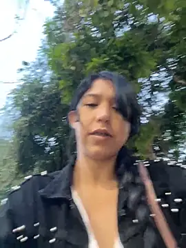 sofia cum7 online show from 11/24/25, 10:32