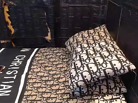 tsbrownmorena69 online show from 11/10/25, 09:09