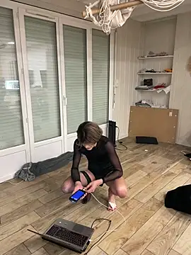 samia42 online show from 04/05/26, 09:54