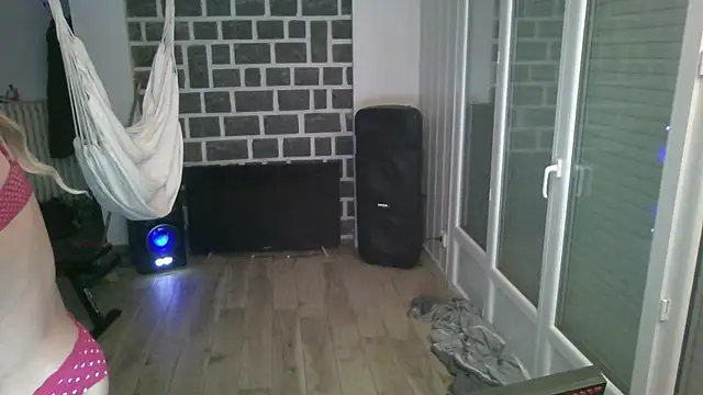 samia42 online show from 12/18/25, 10:02