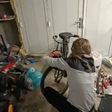 samia42 online show from 11/23/25, 02:32