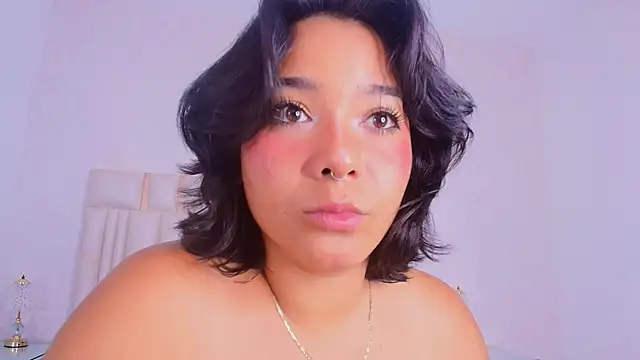 alanarose18 online show from 04/21/26, 01:42