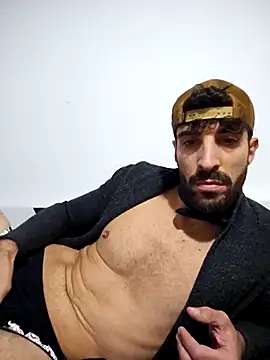 Snapshot of Pinosce6 chatting on 11/07/25, 11:08 Pinosce6 online show from 11/07/25, 11:08