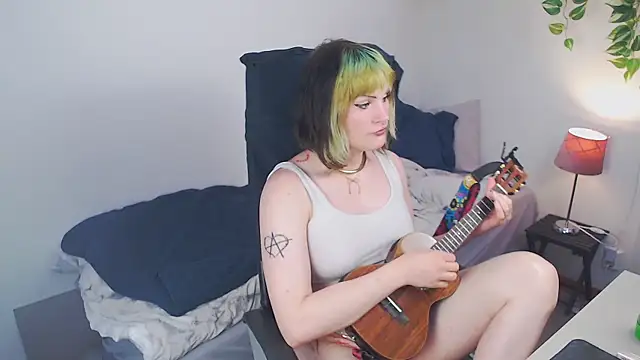 slutty violet online show from 05/18/26, 01:05