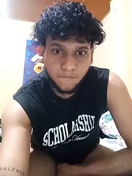 prototipoA45 online show from 12/19/25, 10:56