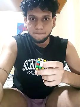 prototipoA45 online show from 12/21/25, 05:09