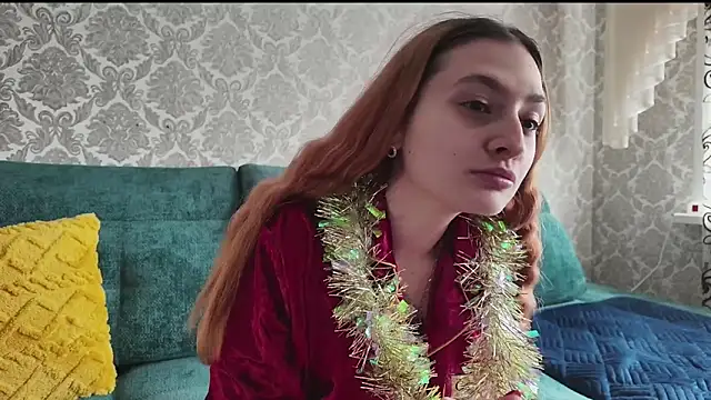 SweetLiaison online show from 12/16/25, 09:13