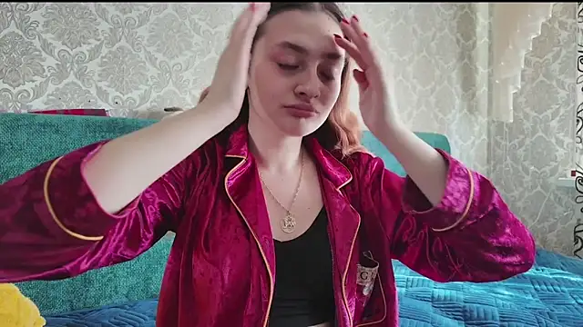 SweetLiaison online show from 03/10/26, 07:23