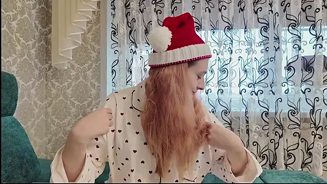 SweetLiaison online show from 12/03/25, 06:03