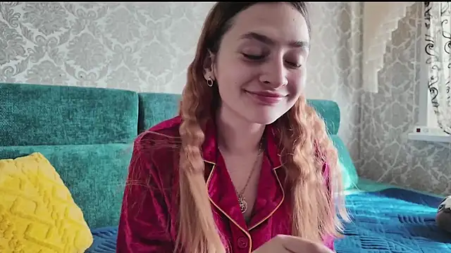 SweetLiaison online show from 04/01/26, 07:10