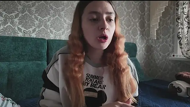 SweetLiaison online show from 04/19/26, 06:03