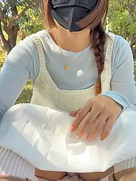 Cara-02 online show from 12/17/25, 04:39