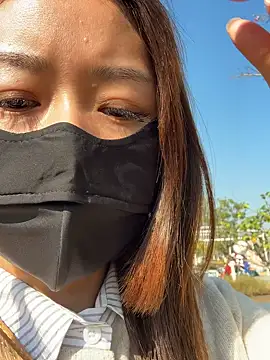 Cara-02 online show from 12/18/25, 02:38