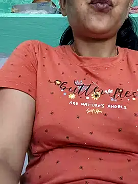 Snapshot of Piya_Bakshi chatting on 04/05/26, 05:14 Piya Bakshi online show from 04/05/26, 05:14