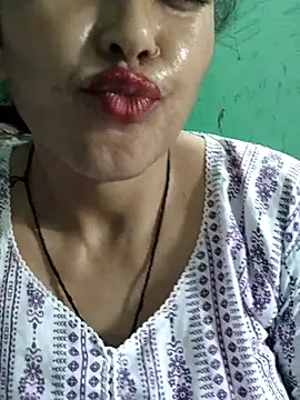 Snapshot of Piya_Bakshi chatting on 07/05/26, 04:41 Piya Bakshi online show from 07/05/26, 04:41
