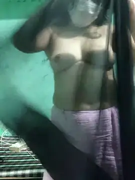 Snapshot of Piya_Bakshi chatting on 02/12/26, 08:36 Piya Bakshi online show from 02/12/26, 08:36