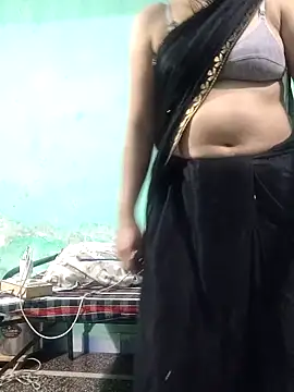 Snapshot of Piya_Bakshi chatting on 02/06/26, 06:37 Piya Bakshi online show from 02/06/26, 06:37