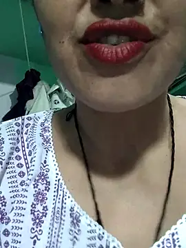 Snapshot of Piya_Bakshi chatting on 07/05/26, 03:11 Piya Bakshi online show from 07/05/26, 03:11