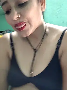 Snapshot of Piya_Bakshi chatting on 06/07/26, 07:02 Piya Bakshi online show from 06/07/26, 07:02