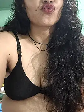 Snapshot of Piya_Bakshi chatting on 06/16/26, 06:08 Piya Bakshi online show from 06/16/26, 06:08