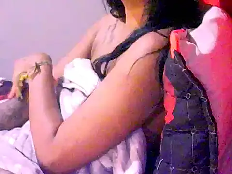 kamilsexxy online show from 11/08/25, 04:21