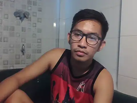 Snapshot of denzkylexx chatting on 07/08/26, 04:46 denzkylexx online show from 07/08/26, 04:46
