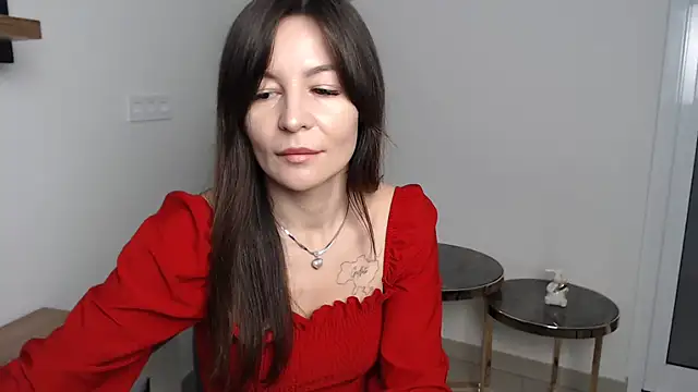 Veronichkaaa online show from 12/18/25, 07:46