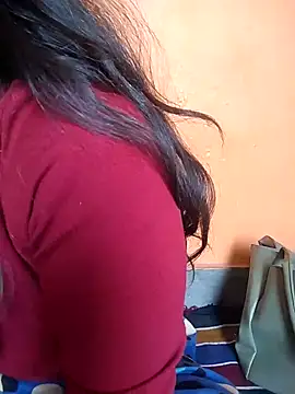 Snapshot of Sexy_Divya__ chatting on 05/07/26, 01:32 Sexy Divya online show from 05/07/26, 01:32