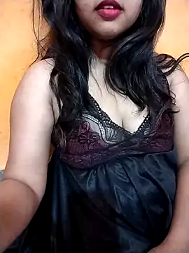 Snapshot of Sexy_Divya__ chatting on 03/25/26, 10:47 Sexy Divya online show from 03/25/26, 10:47