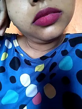 Sexy Divya   online show from 06/30/26, 01:49